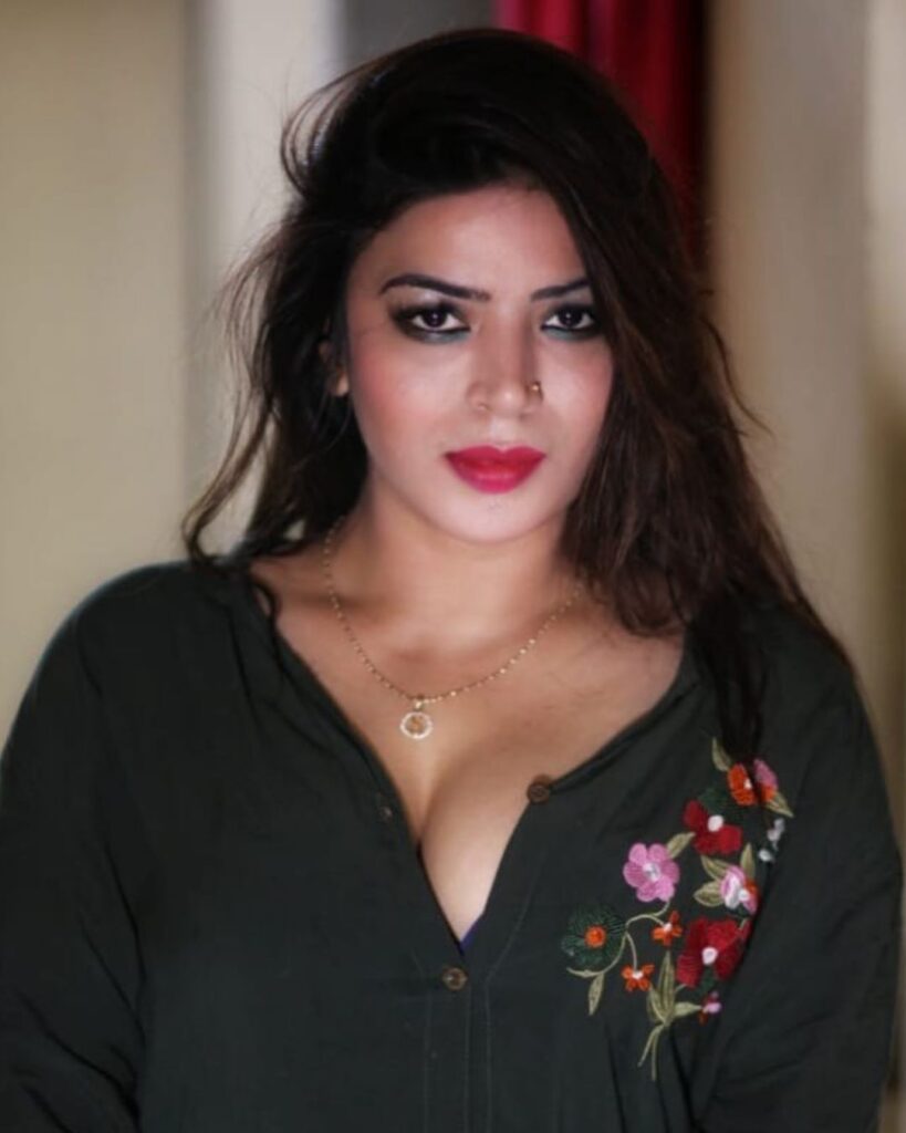 sonia singh rajput bio