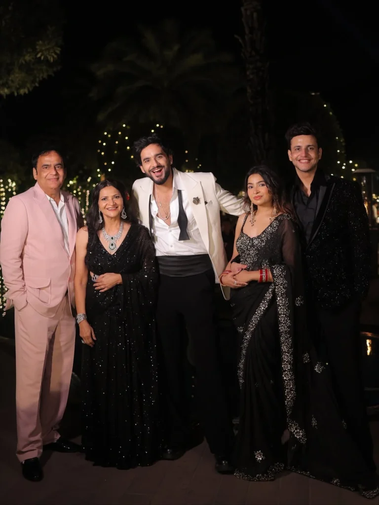 Abhishek Malhan with his brother Nischay Malhan (Triggered Insaan) and sister Prerna Malhan during a family vlog. Abhishek Malhan family and brother