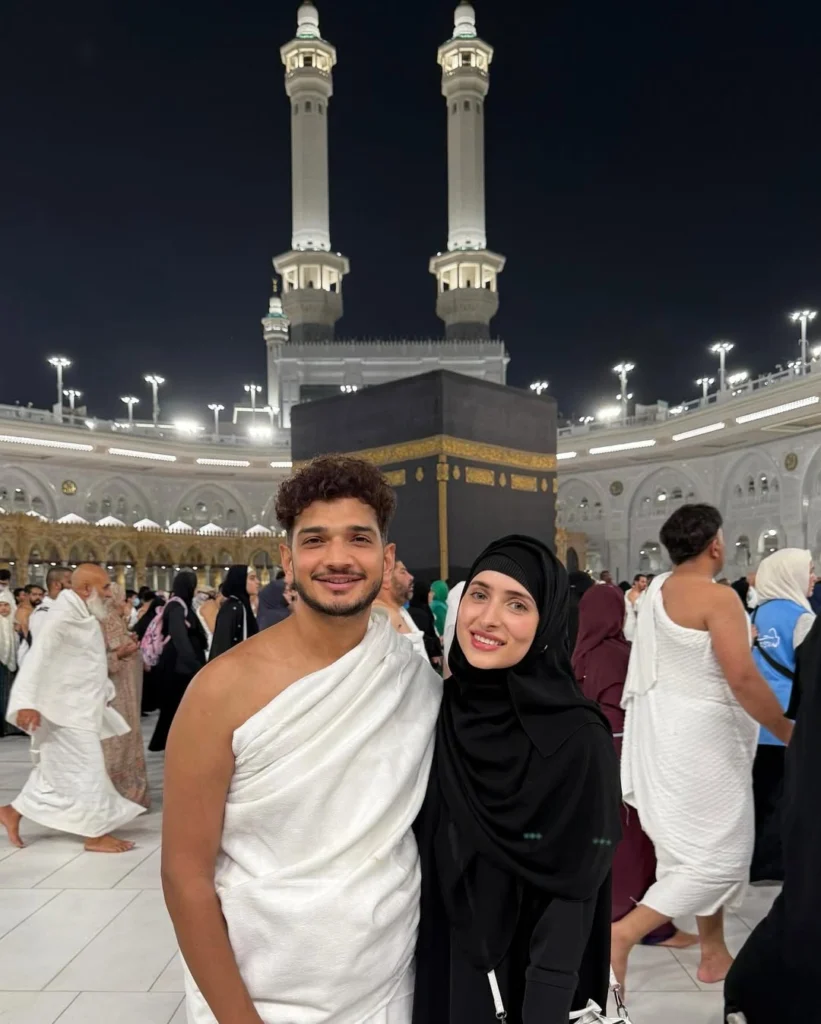 Munawar Faruqui with his second wife Mehzabeen Coatwala and their newborn daughter Barirah Faruqui in 2026. Munawar Faruqui kids and wife