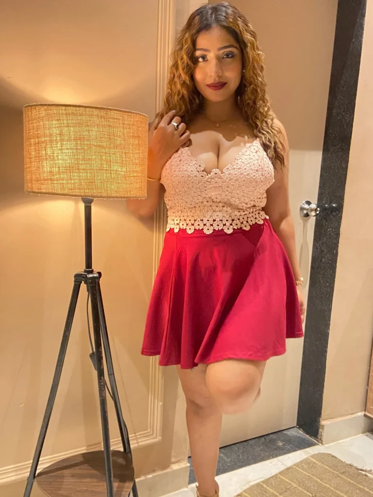 aayushi jaiswal height